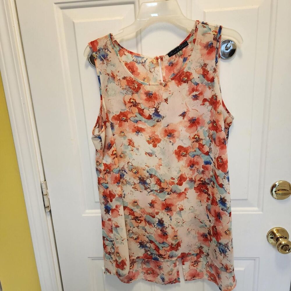 Rose & Olive red, blue, and white floral print sleeveless blouse tunic size 1X